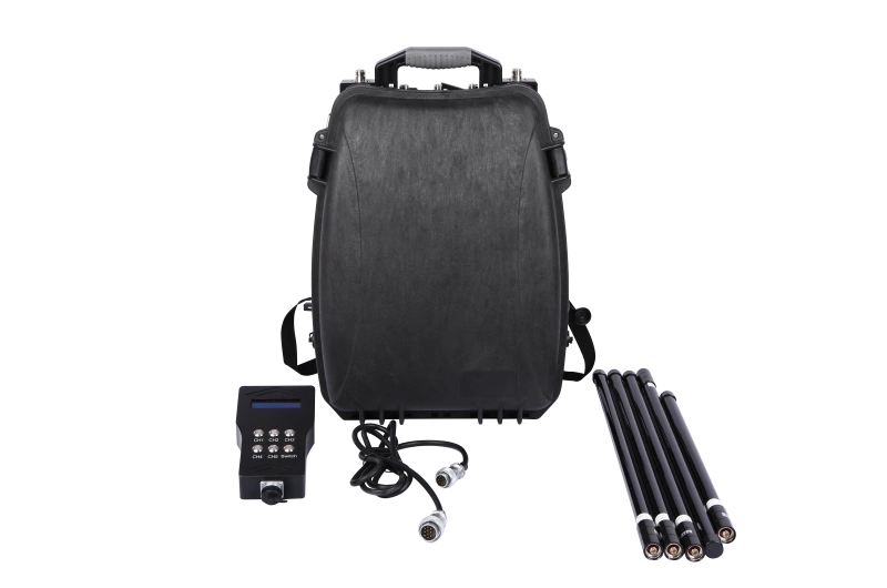 Traveler-CM-Stand-Front